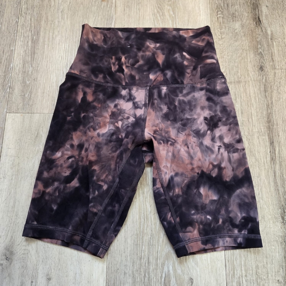 Lululemon Align High-Rise Short Size 2 Tie Dye Color Purple and Black